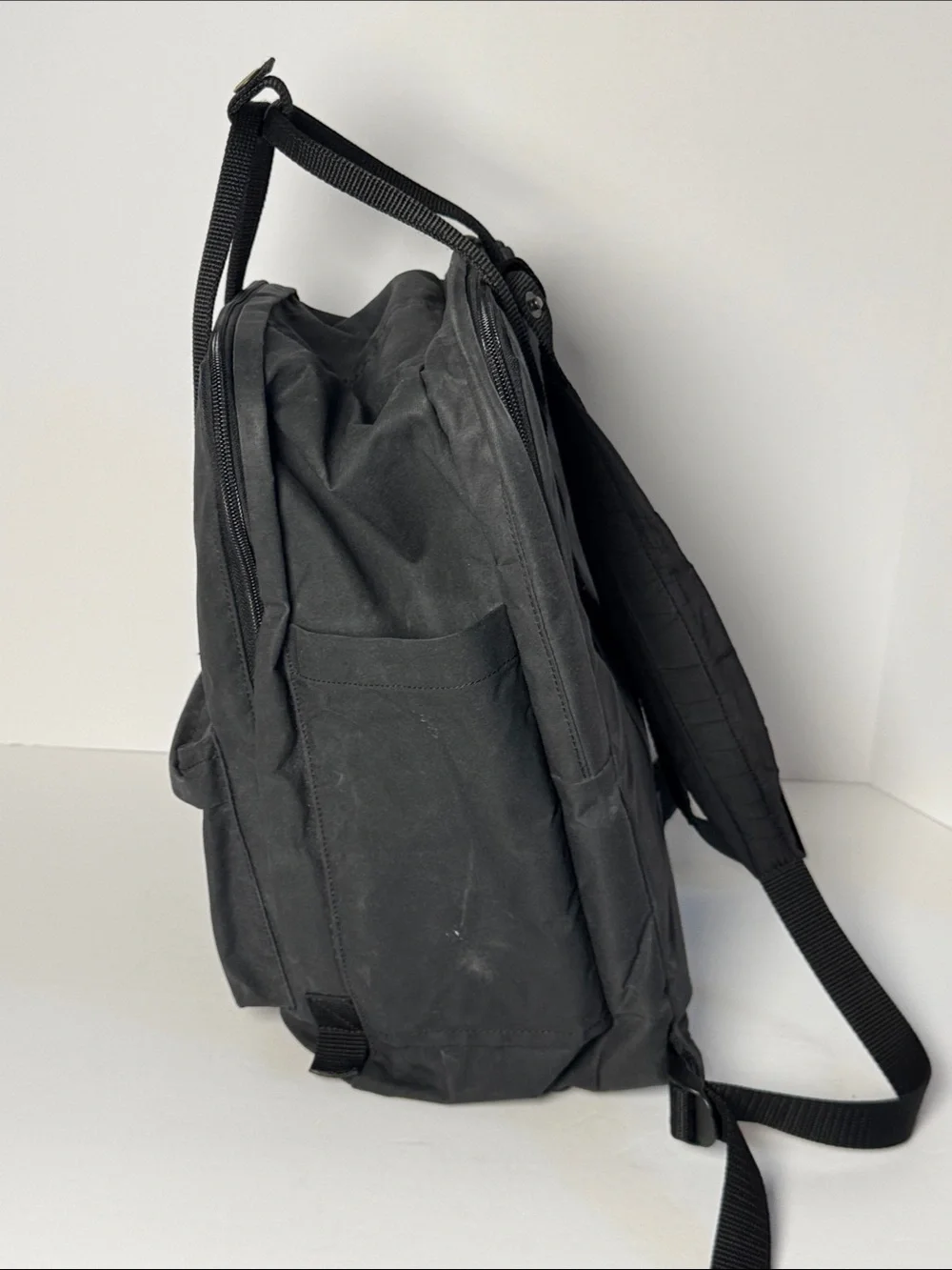 Fjällräven Kånken Black Laptop 15